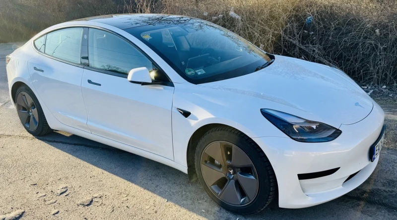 Tesla Model 3 SR+ , снимка 4 - Автомобили и джипове - 49386492