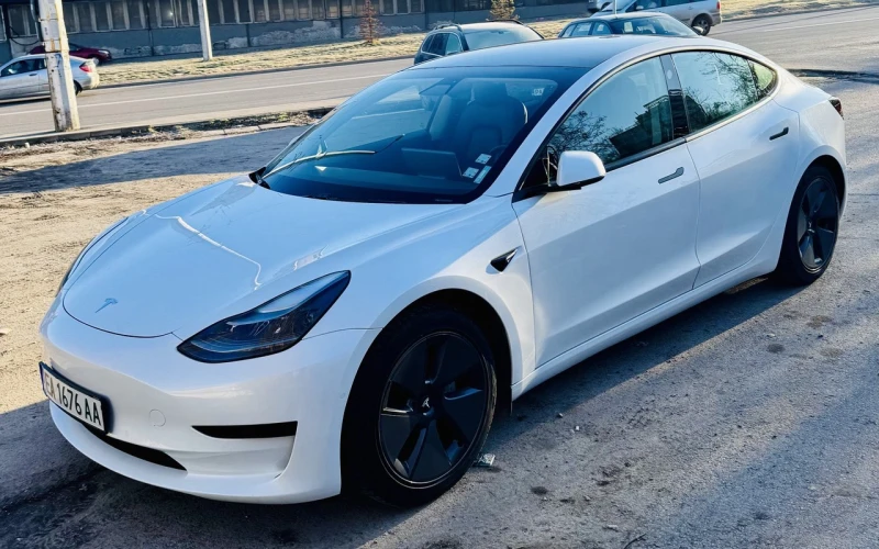 Tesla Model 3 SR+ , снимка 5 - Автомобили и джипове - 49386492