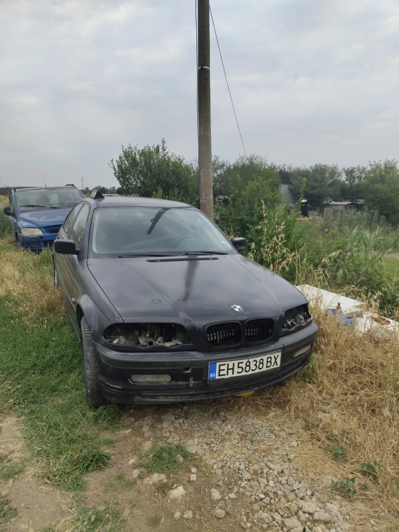 BMW 318, снимка 2 - Автомобили и джипове - 52338237