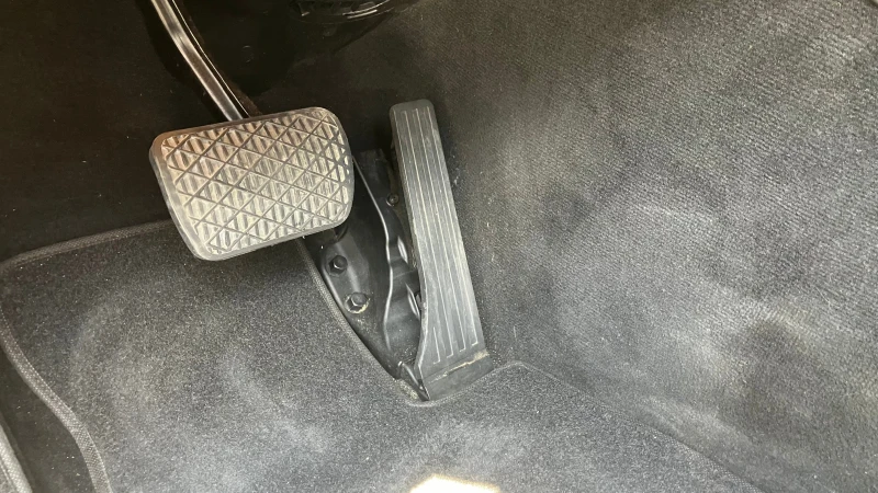 Mercedes-Benz C 300, снимка 13 - Автомобили и джипове - 52576932