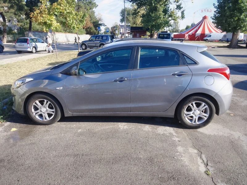 Hyundai I30, снимка 2 - Автомобили и джипове - 52430588