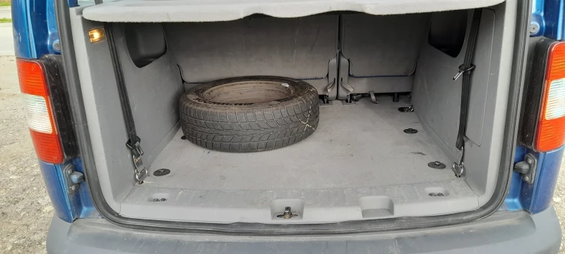 VW Caddy 1.9 tdi, снимка 9 - Автомобили и джипове - 52455925