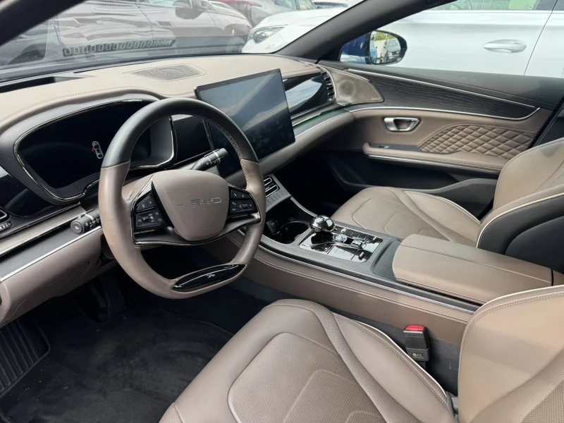 BYD HAN, снимка 11 - Автомобили и джипове - 53159130