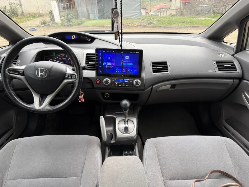 Honda Civic 1.3I, снимка 8 - Автомобили и джипове - 53501937