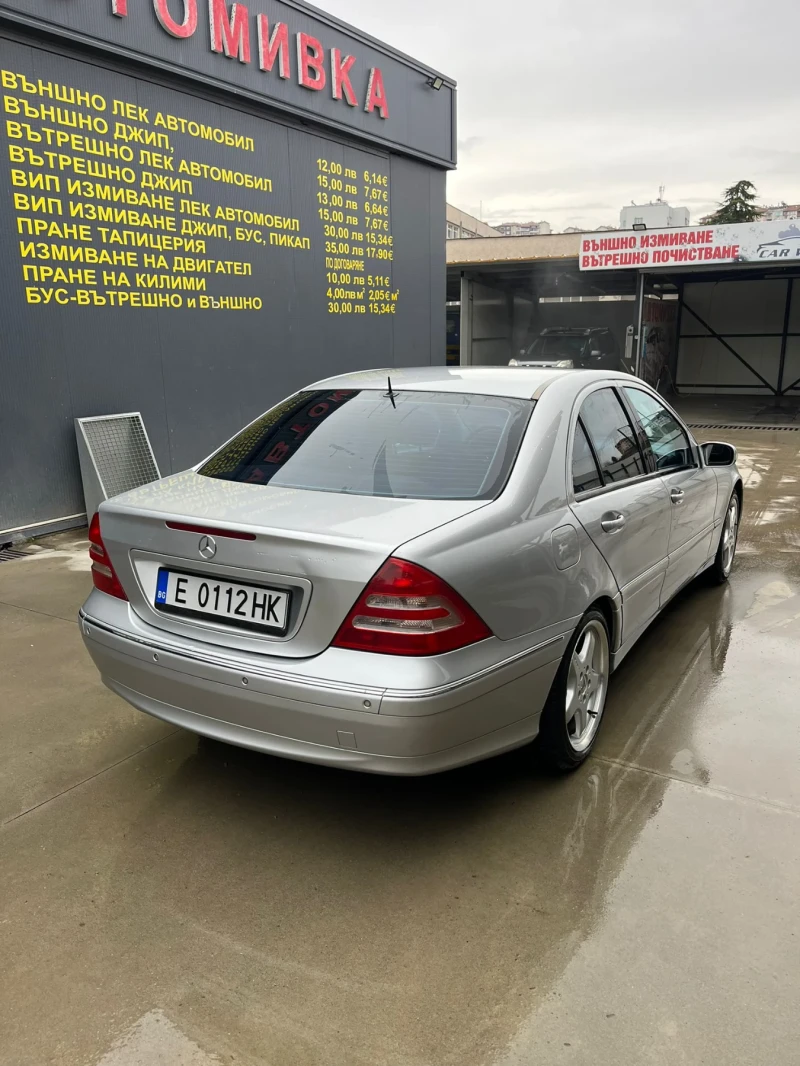 Mercedes-Benz C 320, снимка 3 - Автомобили и джипове - 53535059