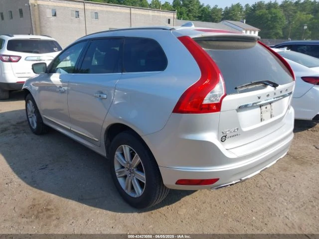 Volvo V60 T5 PREMIER AWD - изображение 5