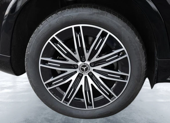 Mercedes-Benz EQS SUV 580 4Matic = AMG Line = Premium Plus Гаранция, снимка 3 - Автомобили и джипове - 53093522