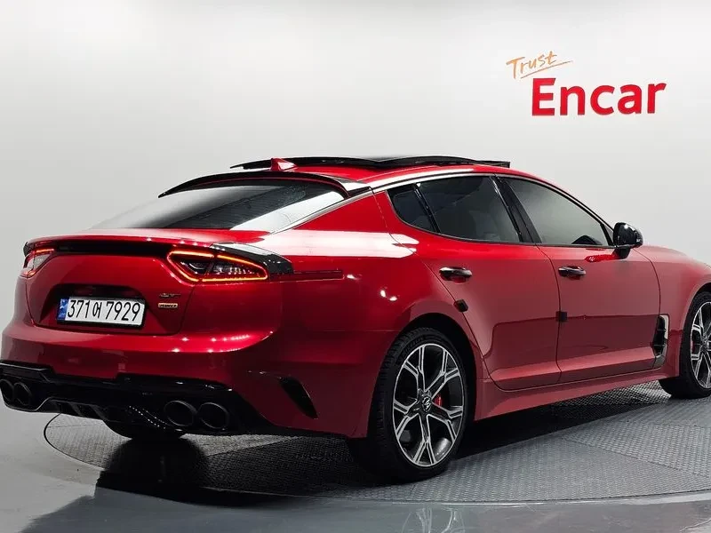 Kia Stinger 3.3 Turbo Awd Gt, снимка 2 - Автомобили и джипове - 55898873