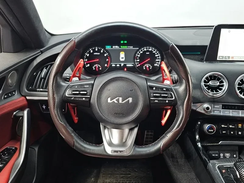 Kia Stinger 3.3 Turbo Awd Gt, снимка 14 - Автомобили и джипове - 55898873
