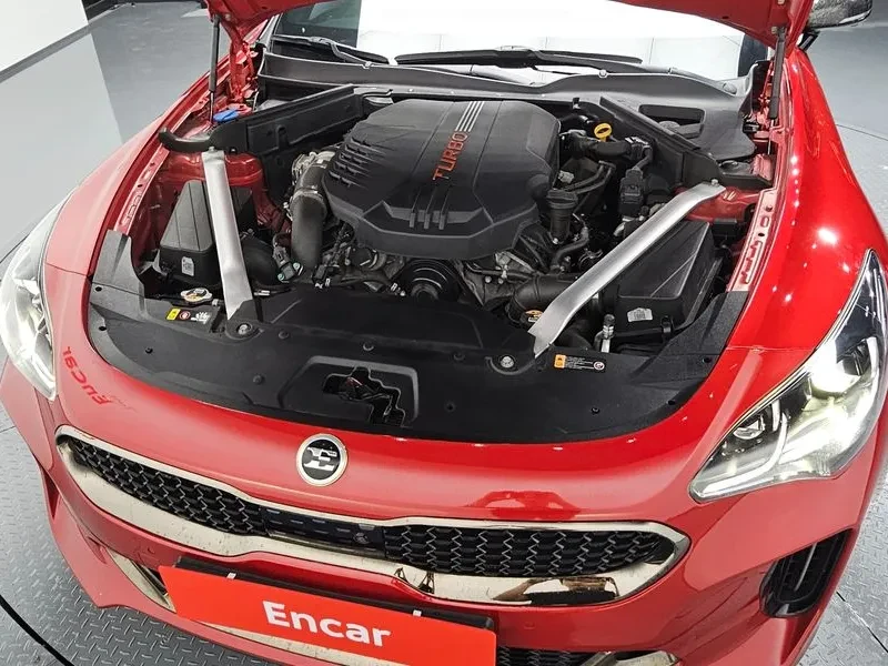 Kia Stinger 3.3 Turbo Awd Gt, снимка 6 - Автомобили и джипове - 55898873