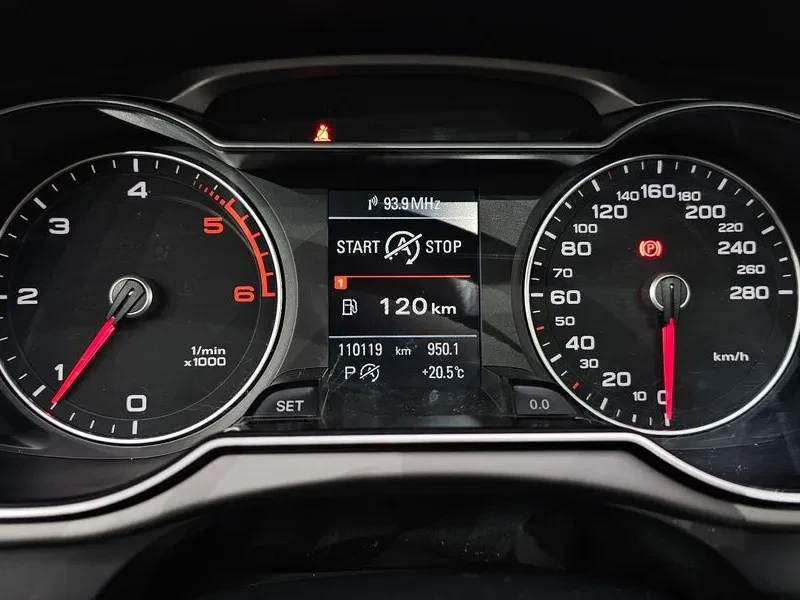 Audi A4 35TDI QUATTRO, снимка 8 - Автомобили и джипове - 56327150
