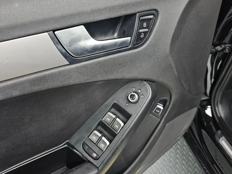 Audi A4 35TDI QUATTRO, снимка 17 - Автомобили и джипове - 56327150