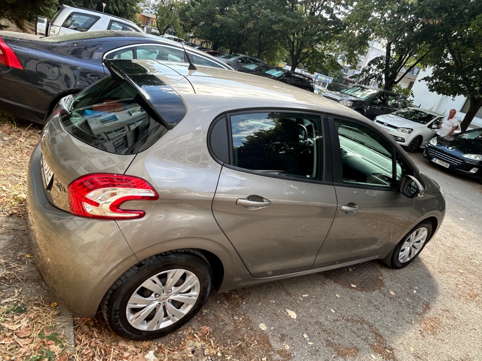 Peugeot 208 VTI Автомат - изображение 10