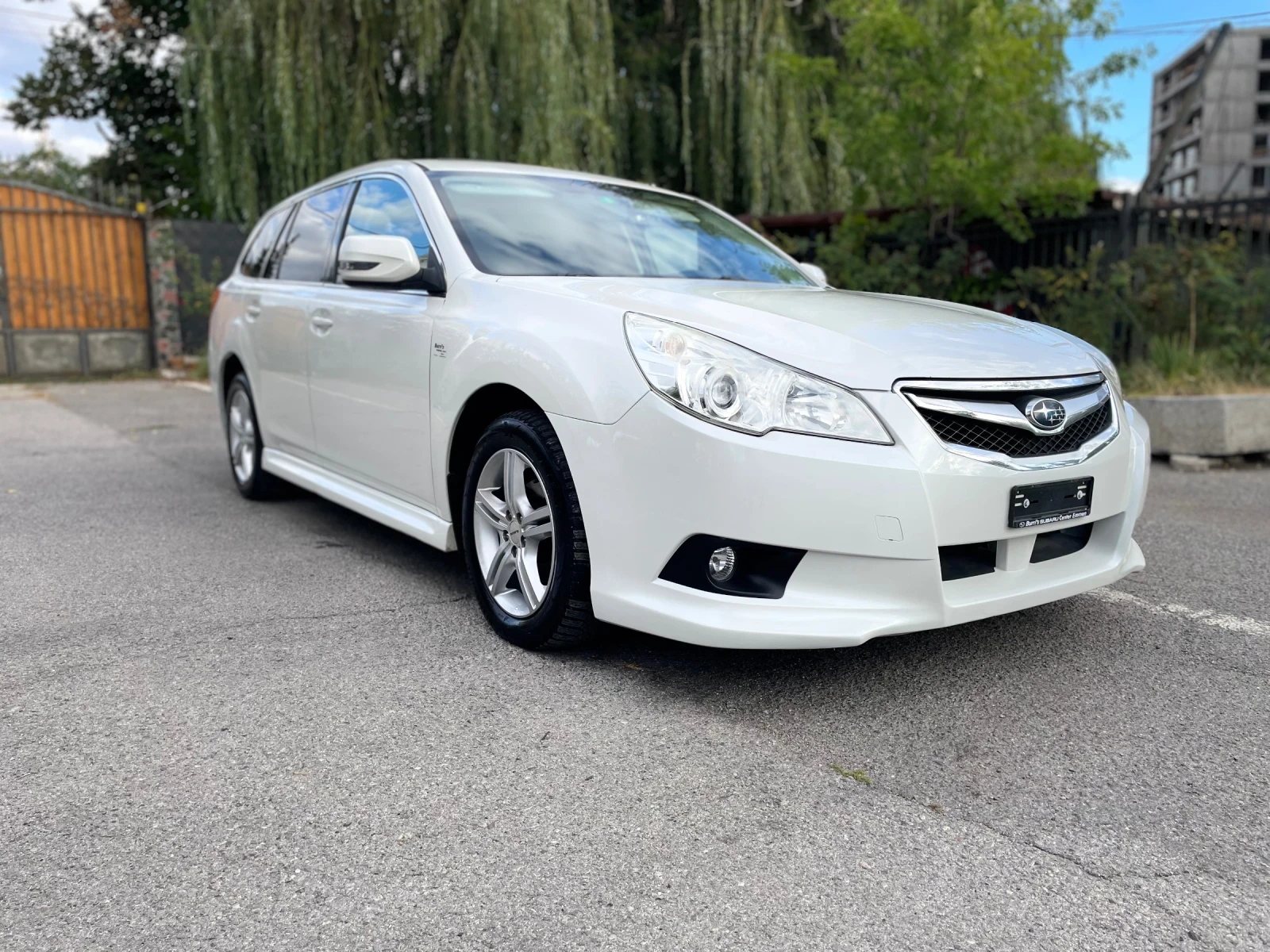 Subaru Legacy 2.0 Swiss Перфектна - изображение 7