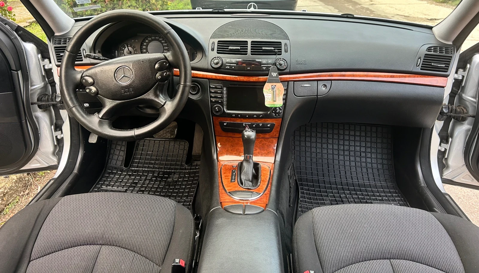 Mercedes-Benz E 220 | Mobile.bg   8