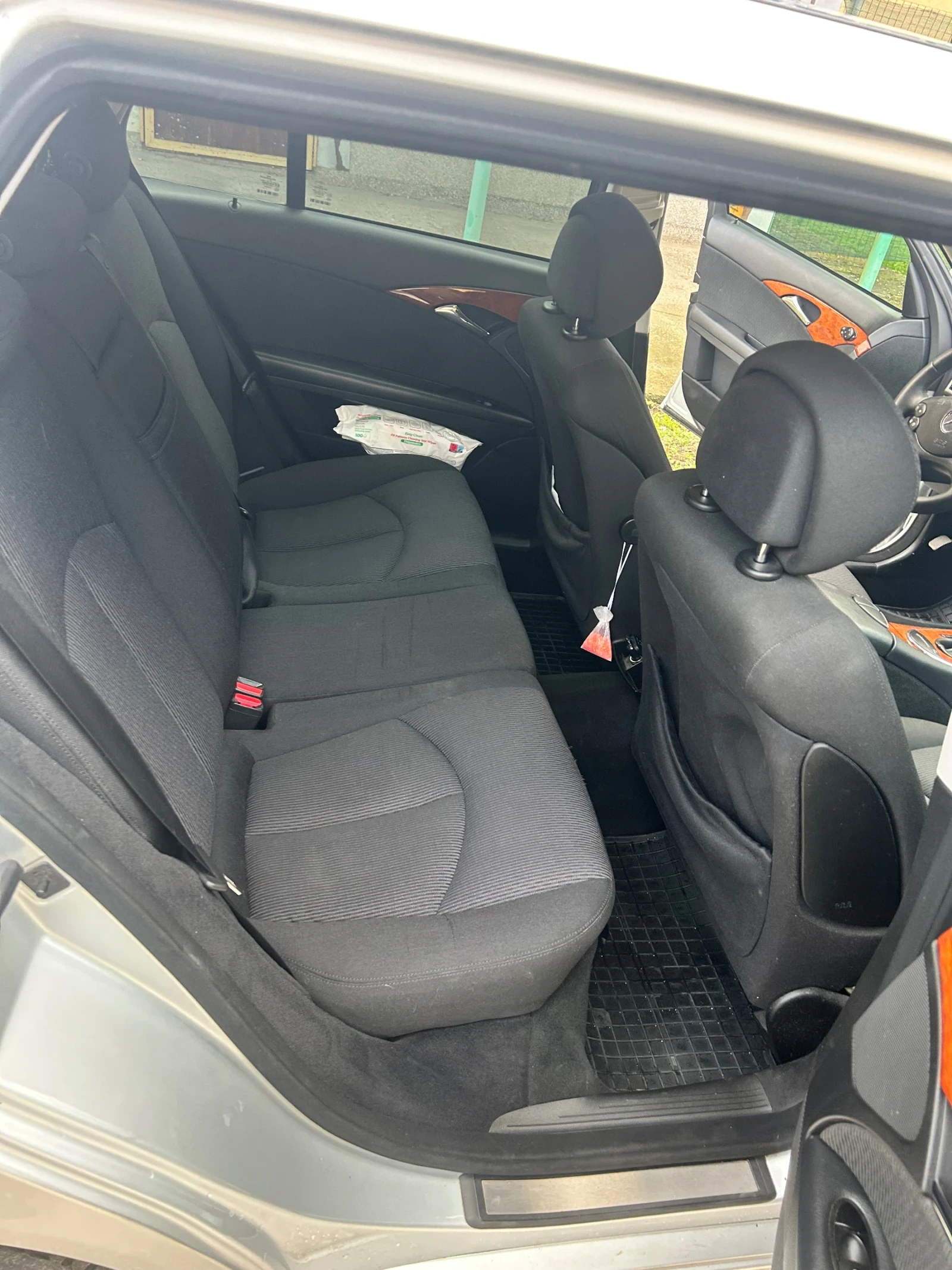 Mercedes-Benz E 220 | Mobile.bg   7