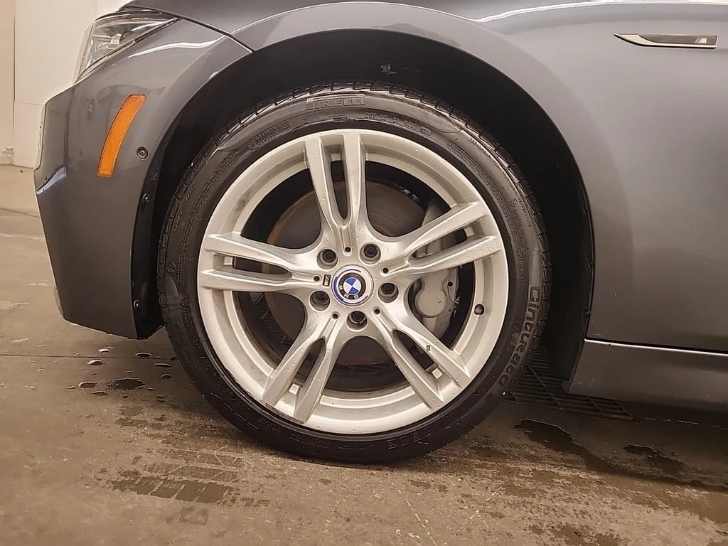 BMW 330 * 330I XDRIVE * CARFAX *    | Mobile.bg   17