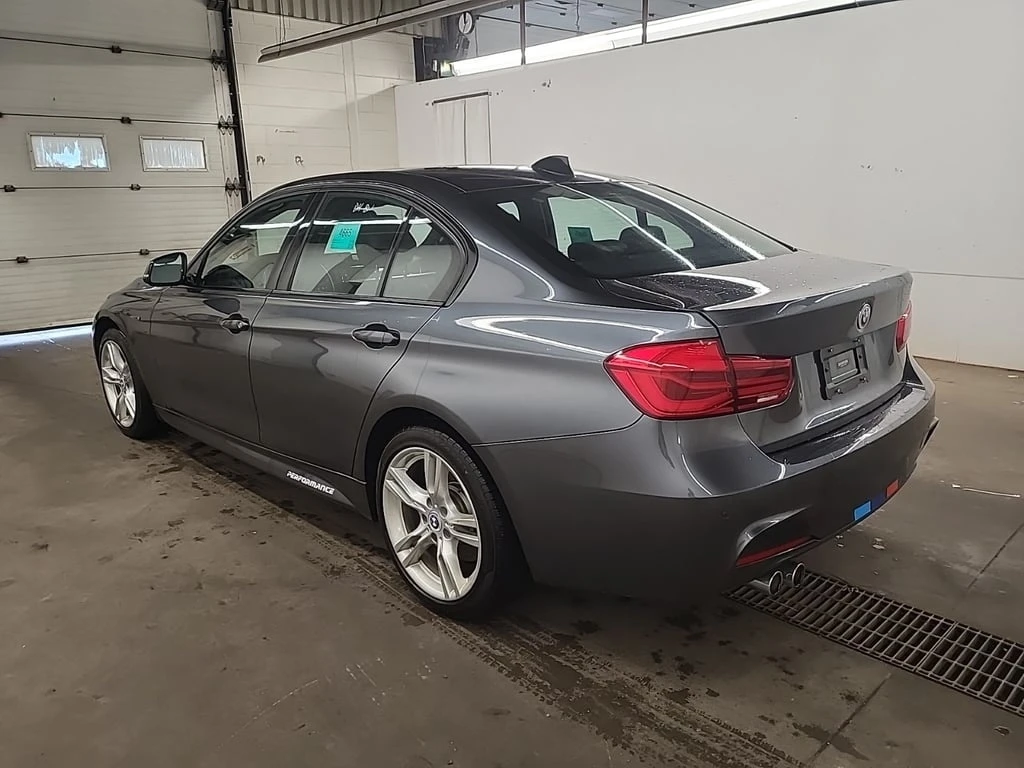 BMW 330 * 330I XDRIVE * CARFAX * БЕЗ ПЪРВОНАЧАЛНА ВНОСКА - изображение 4