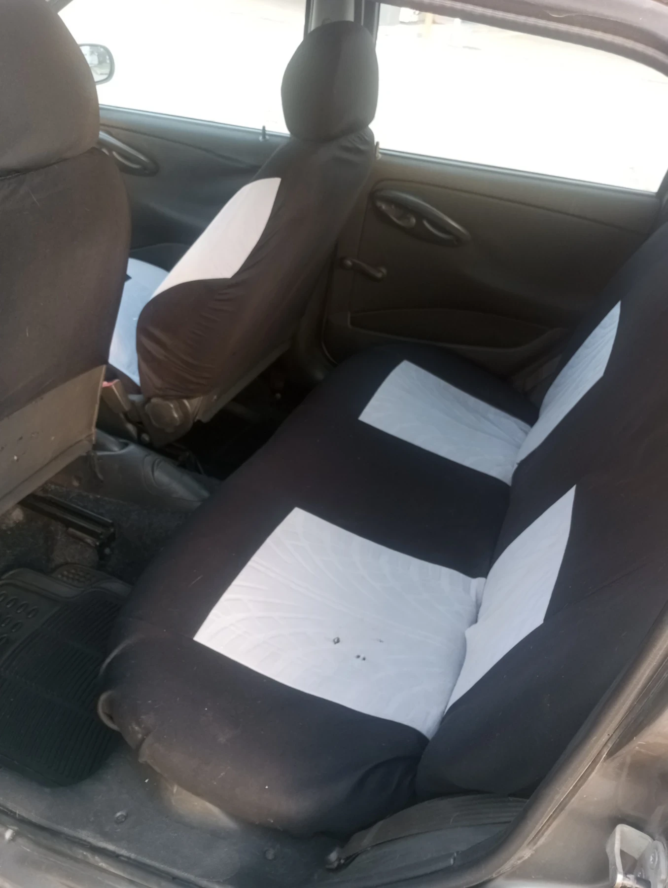 Fiat Punto 1.2 FACELIFT 60кс - изображение 9