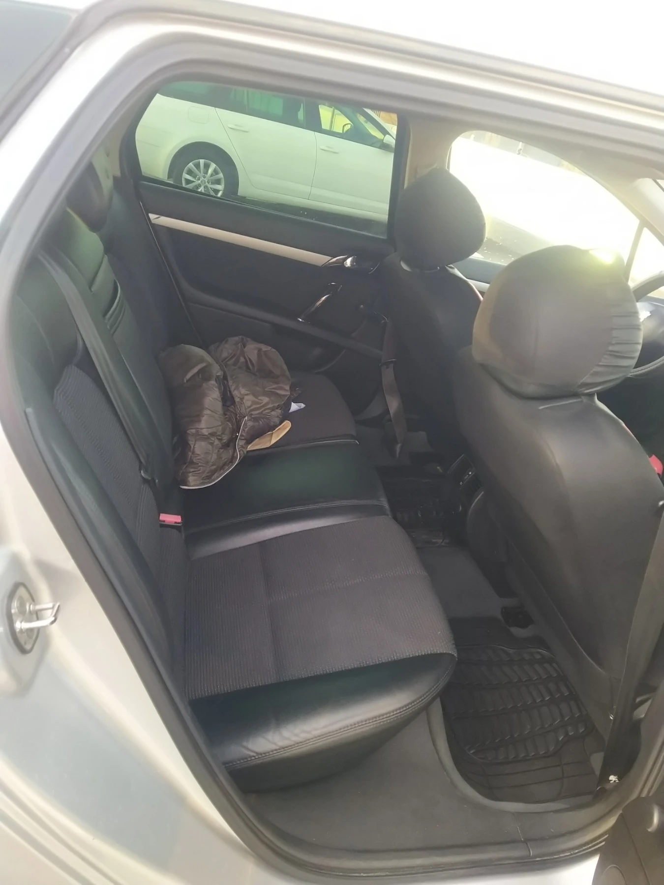 Peugeot 407 SW - изображение 6