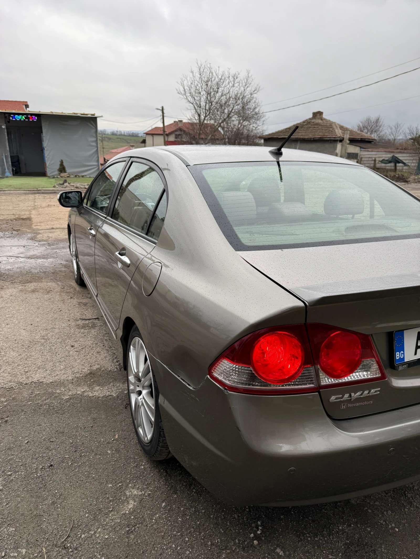 Honda Civic 1.3I - изображение 5