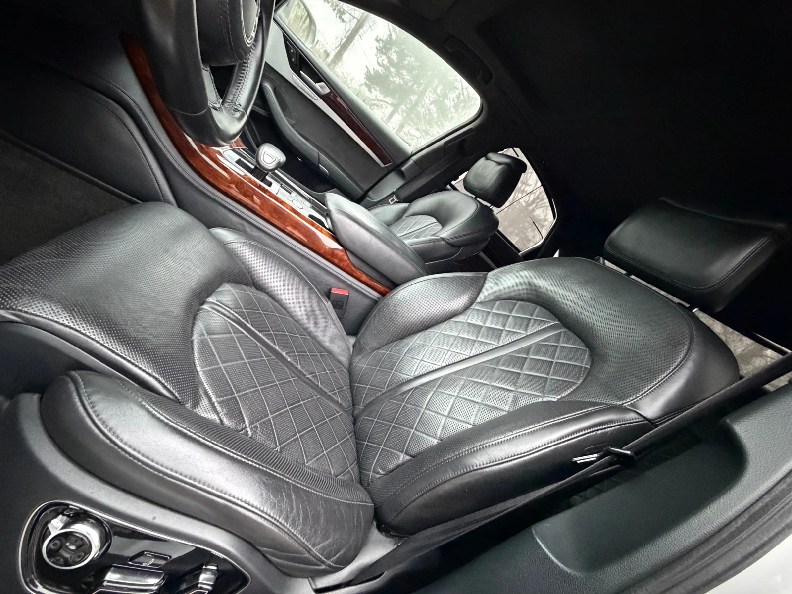 Audi A8 4.2TDI* V8* BiTurbo* MATRIX* , снимка 10 - Автомобили и джипове - 53952463