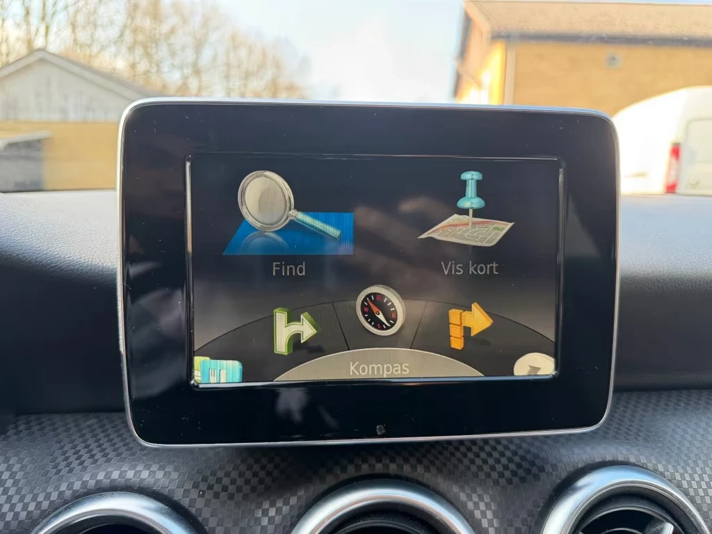 Mercedes-Benz A 200  A 200 CDI  Aut. 136ps DK, снимка 17 - Автомобили и джипове - 54120730