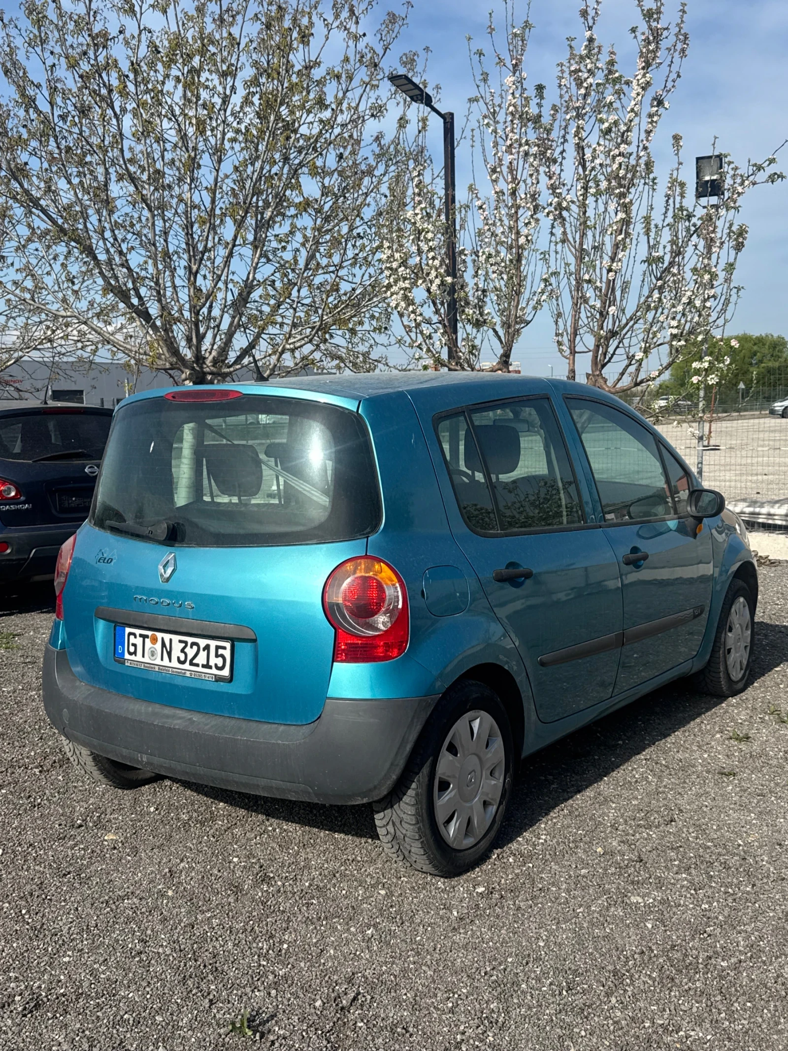 Renault Modus 1.5 бензин, снимка 6 - Автомобили и джипове - 54230653