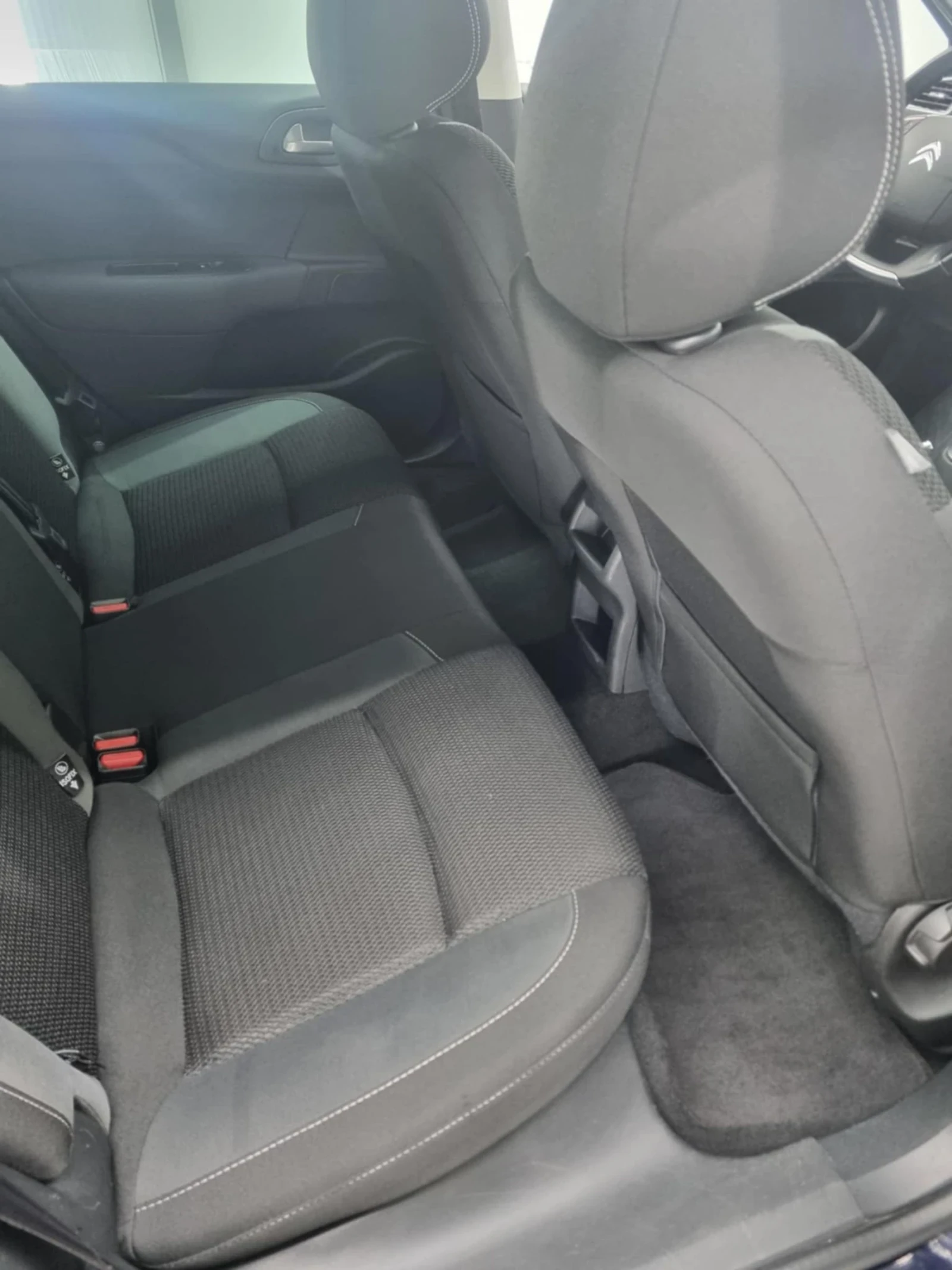 Citroen C4 1.6 HDi Facelift, снимка 12 - Автомобили и джипове - 55038842