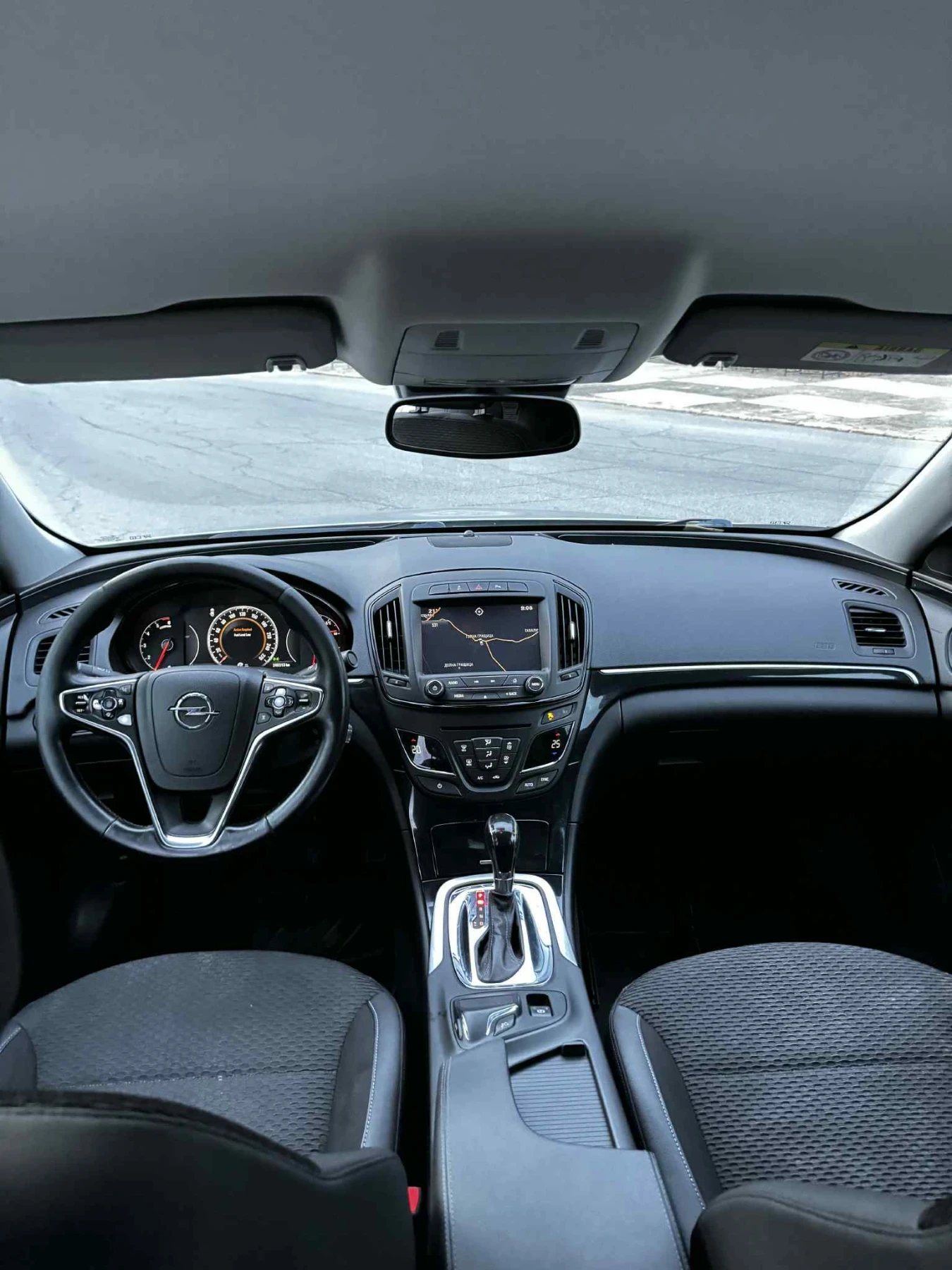 Opel Insignia, снимка 3 - Автомобили и джипове - 55072250