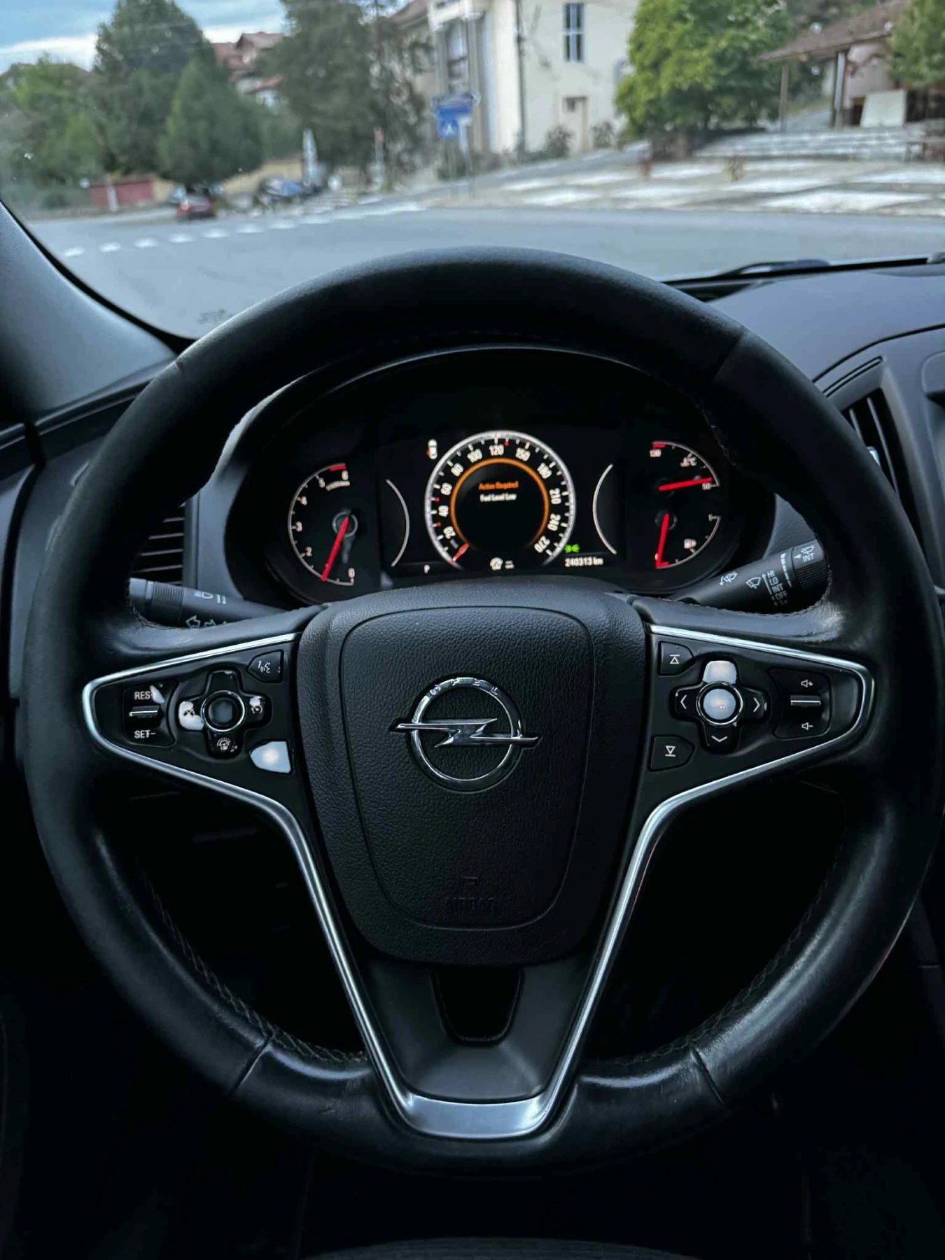 Opel Insignia, снимка 11 - Автомобили и джипове - 55072250