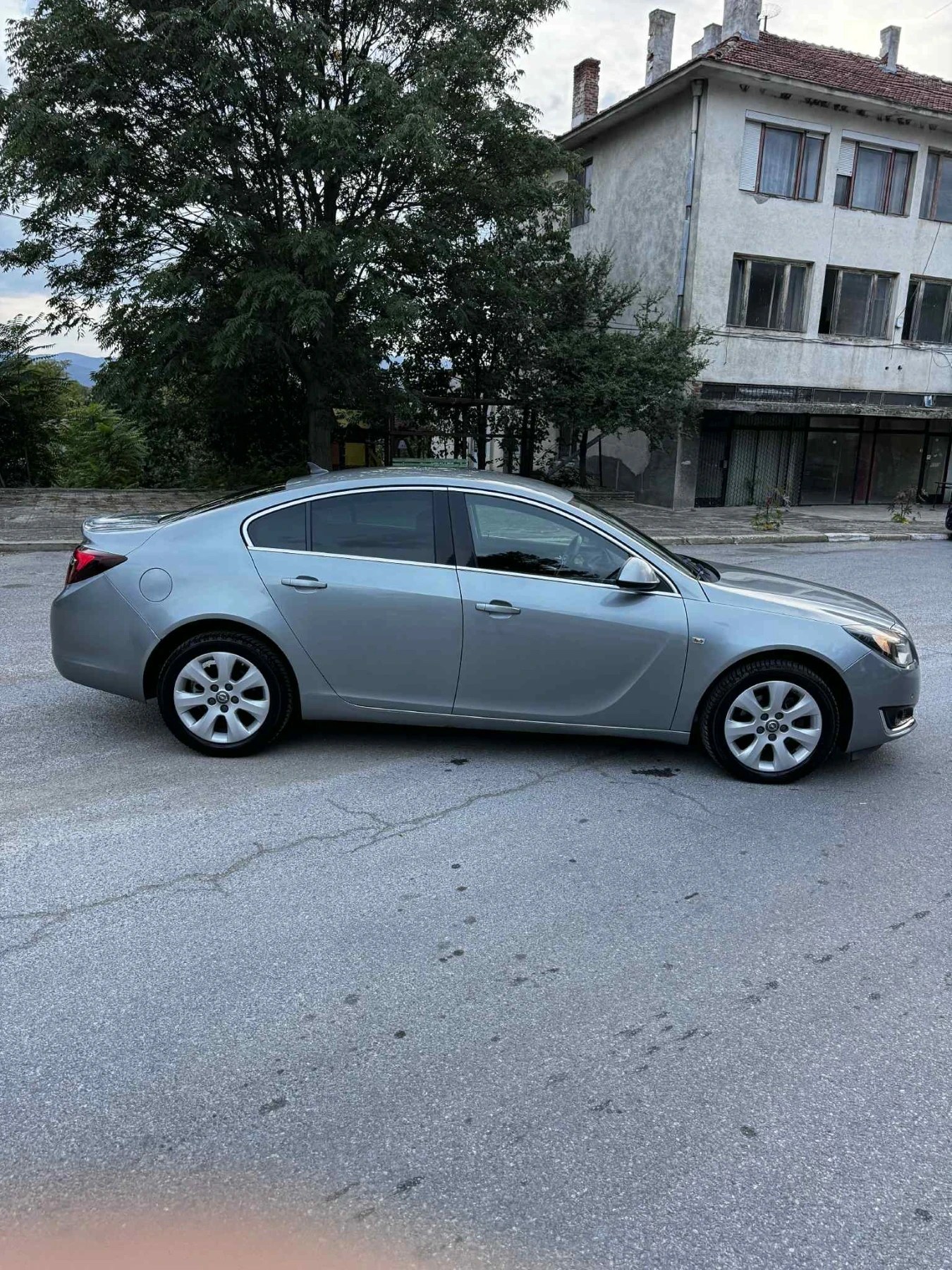 Opel Insignia, снимка 8 - Автомобили и джипове - 55072250