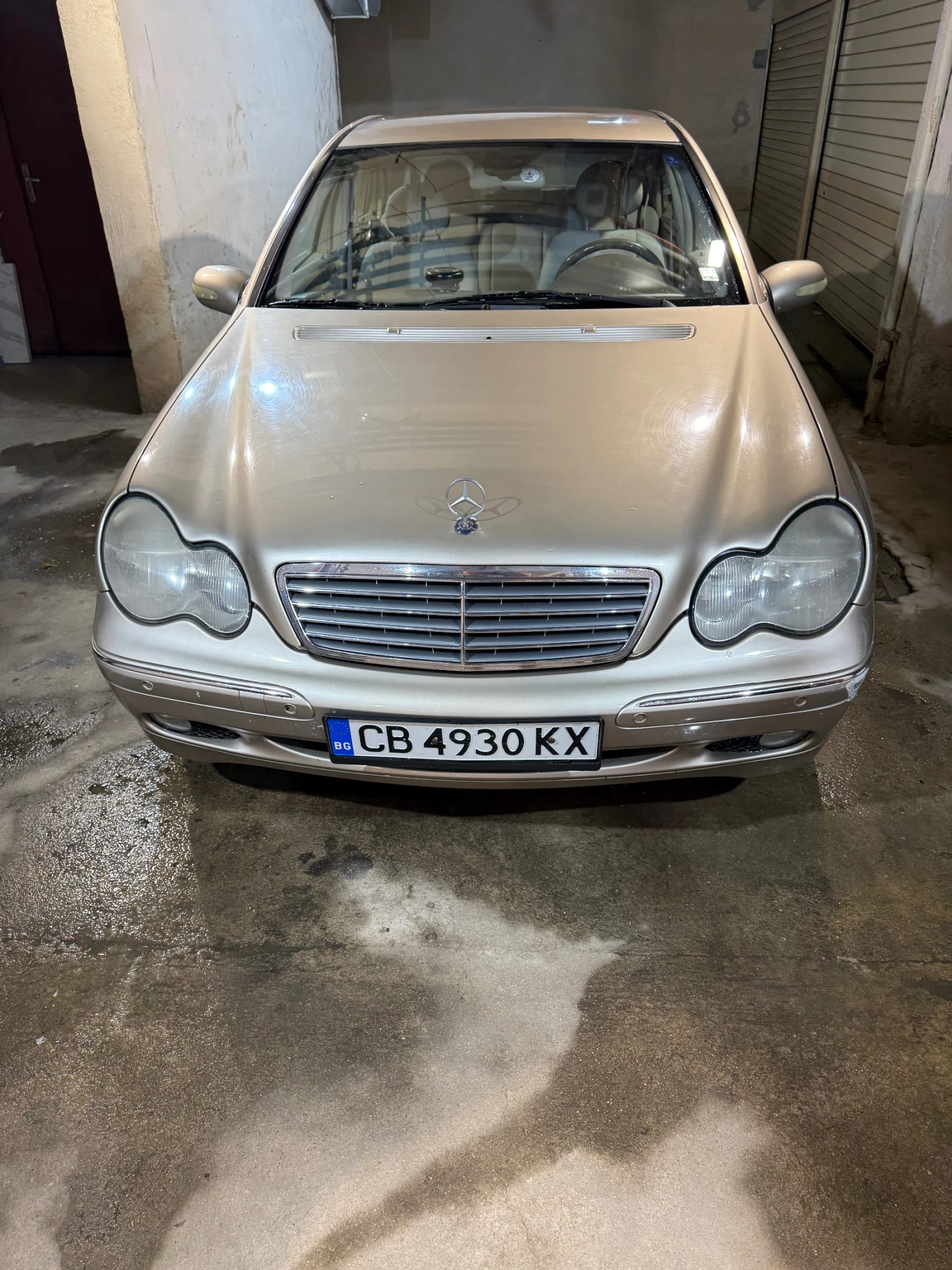 Mercedes-Benz C 200, снимка 3 - Автомобили и джипове - 55112181
