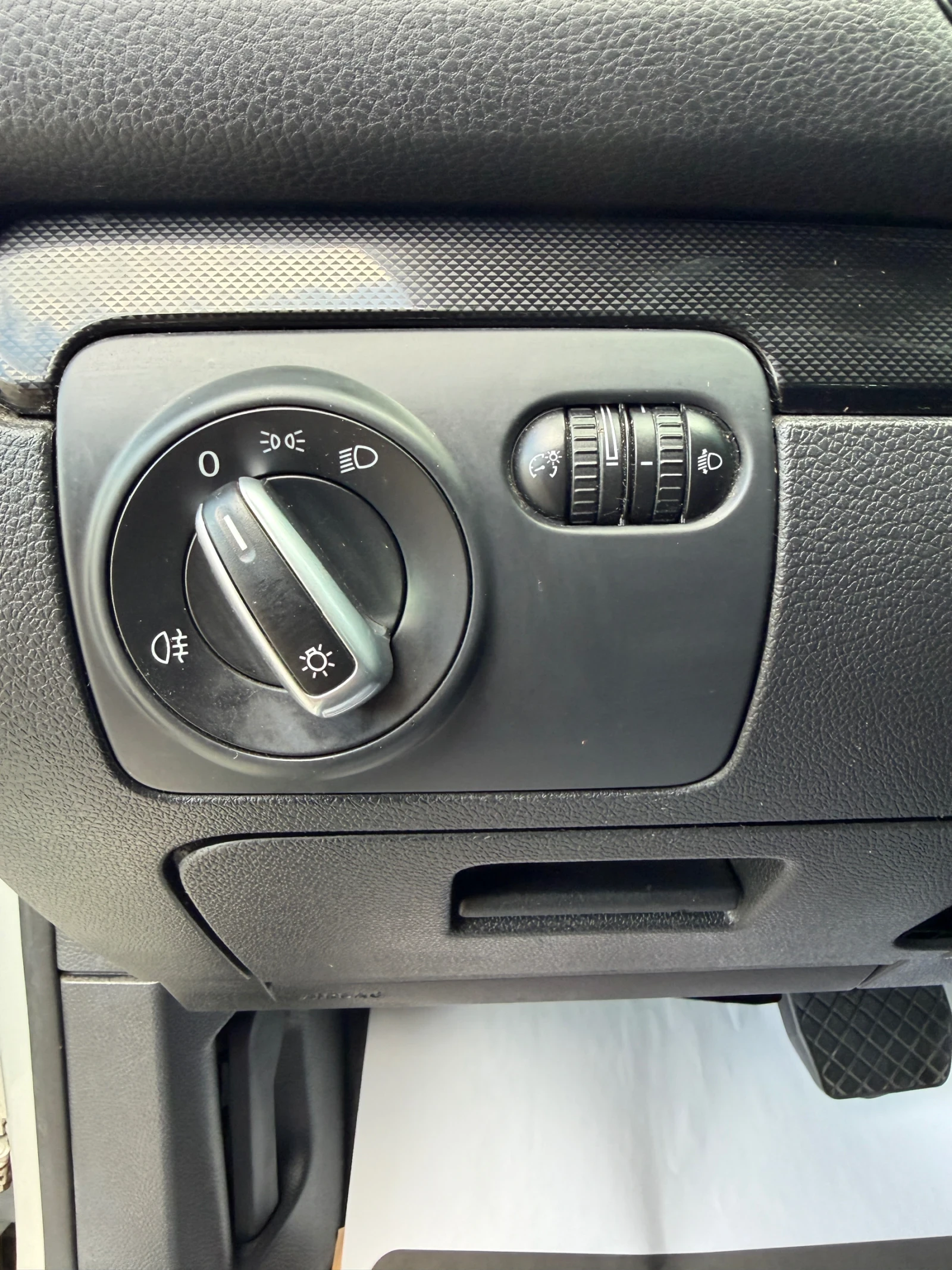 VW Golf 2.0 TDI автомат, снимка 7 - Автомобили и джипове - 55195951