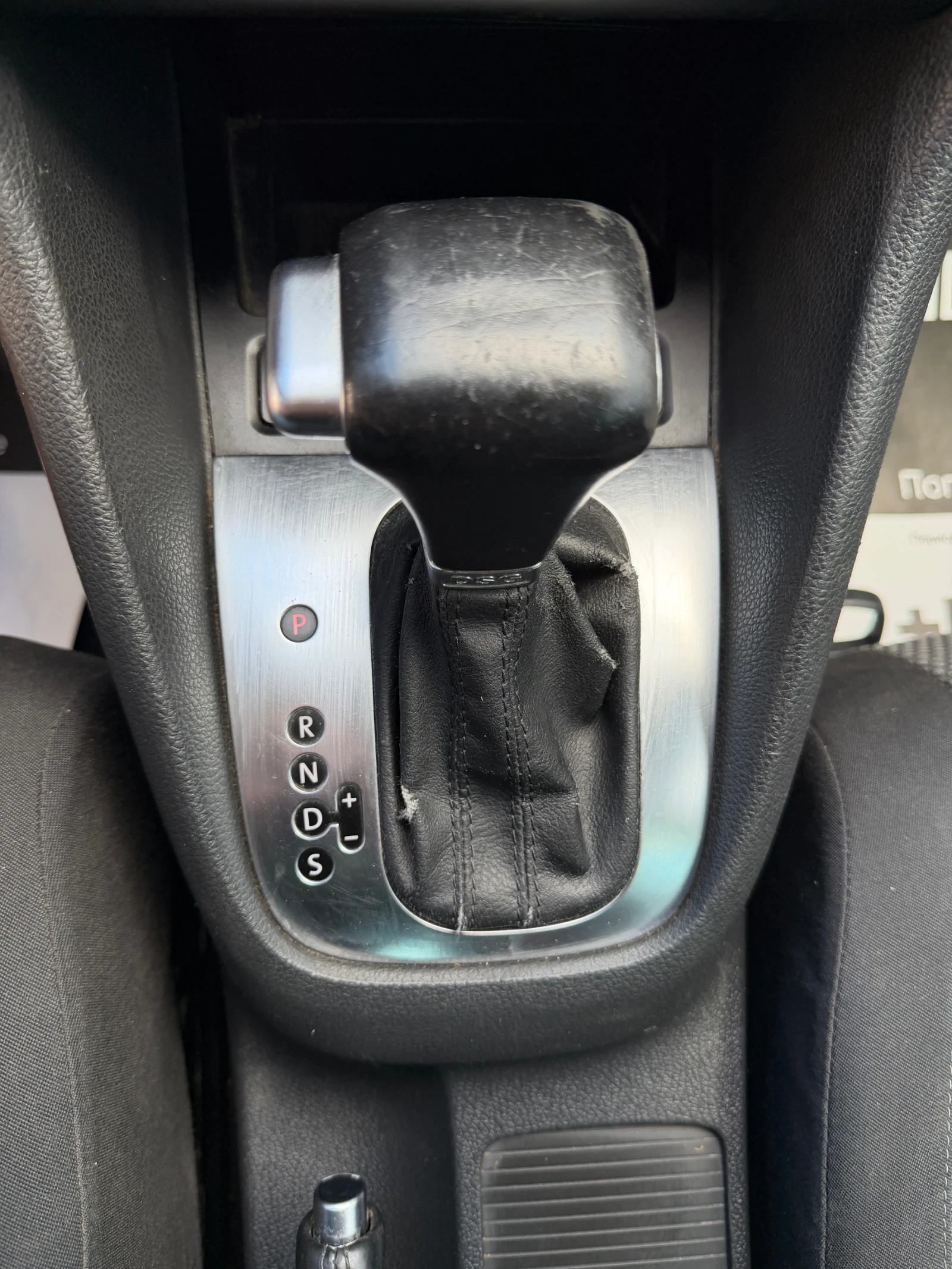 VW Golf 2.0 TDI автомат, снимка 10 - Автомобили и джипове - 55195951
