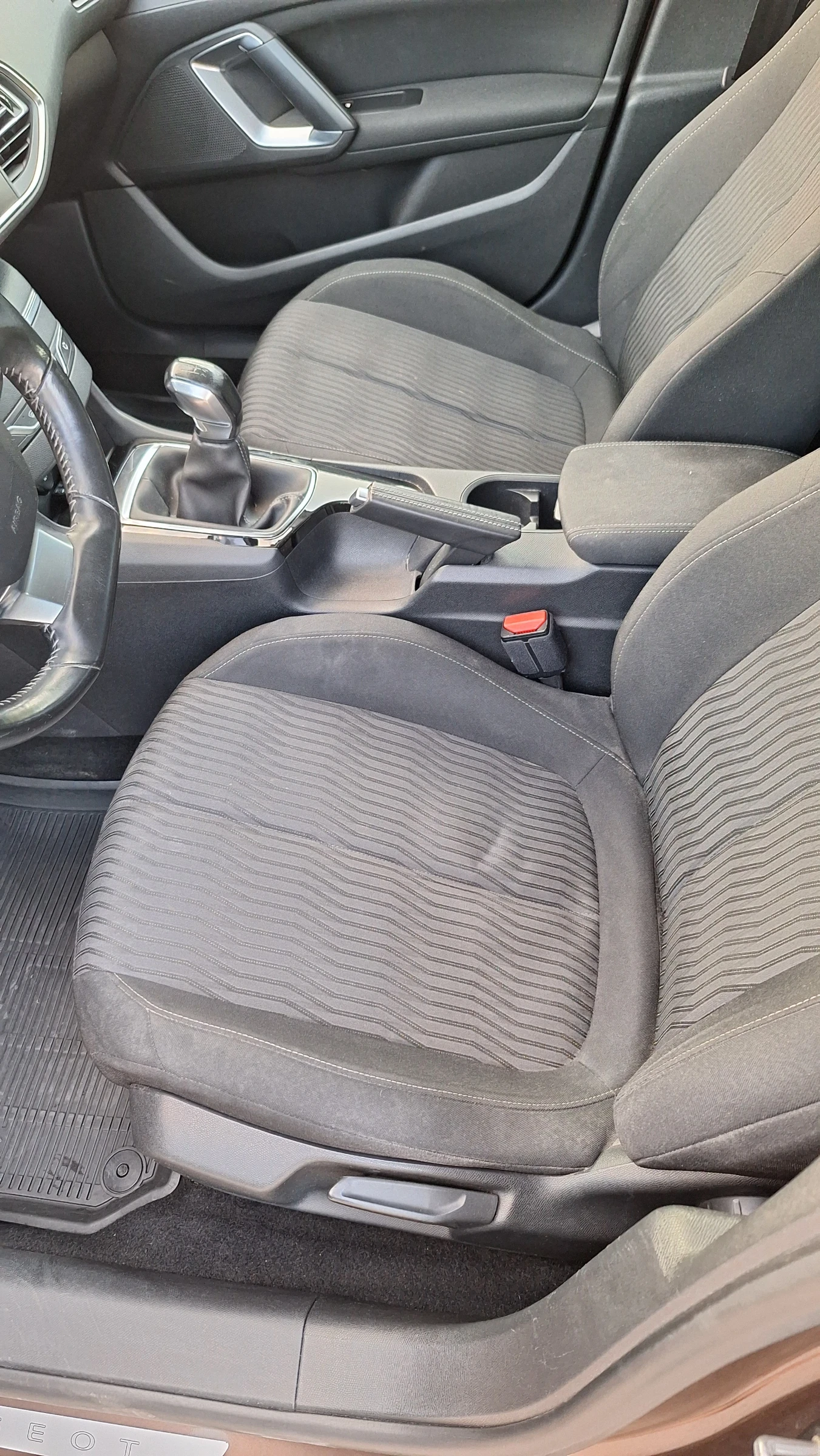 Peugeot 308, снимка 13 - Автомобили и джипове - 55783511
