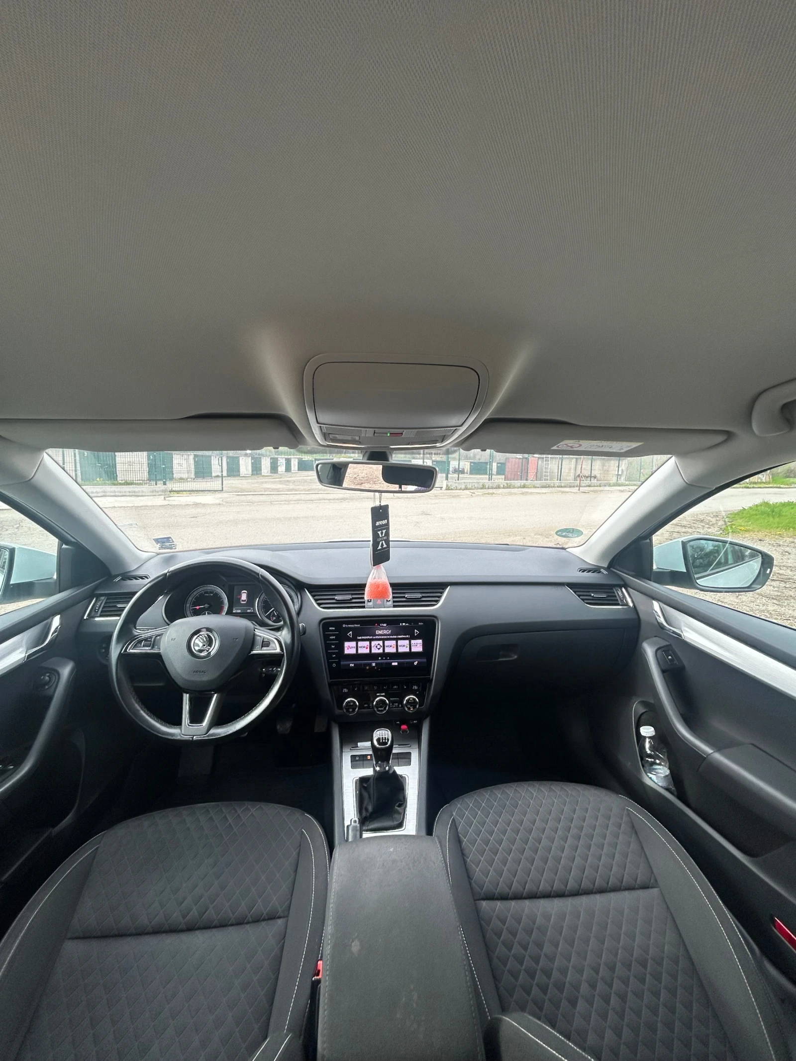Skoda Octavia, снимка 6 - Автомобили и джипове - 55378458