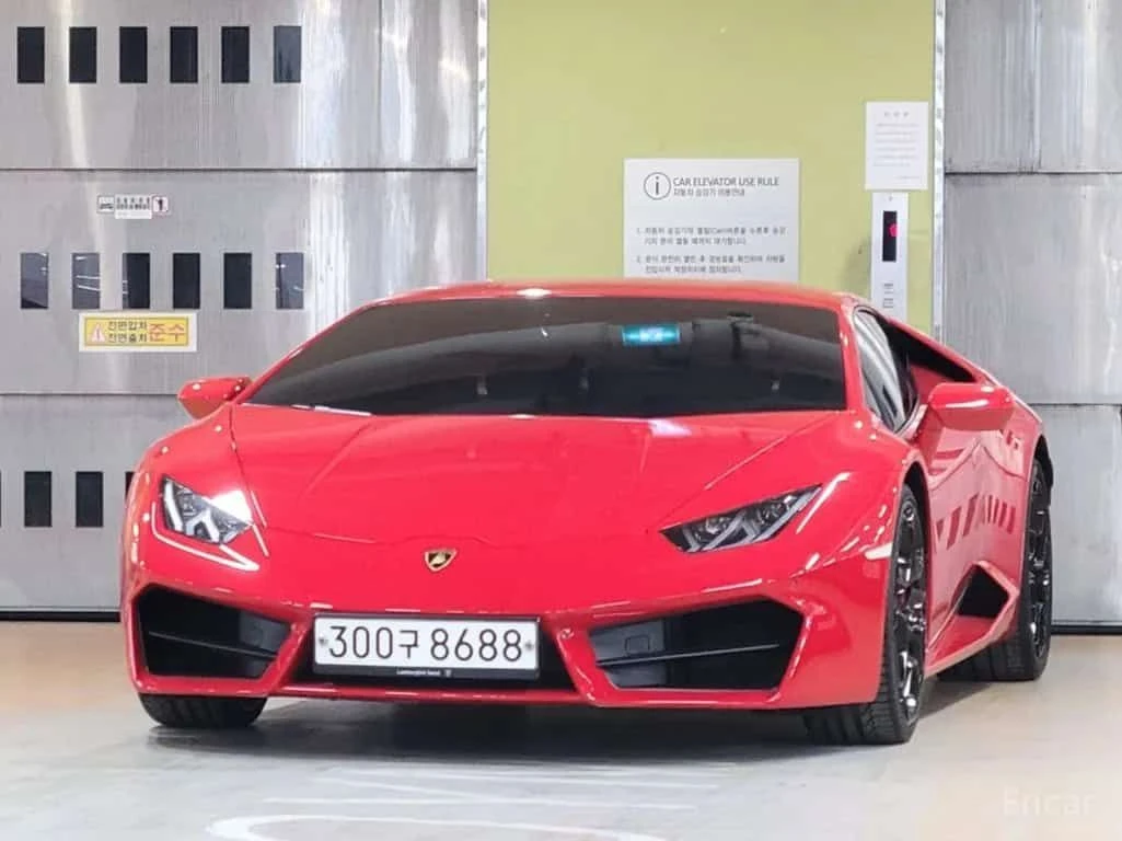 Lamborghini Huracan LP580 2  CARFAX, снимка 5 - Автомобили и джипове - 55405216