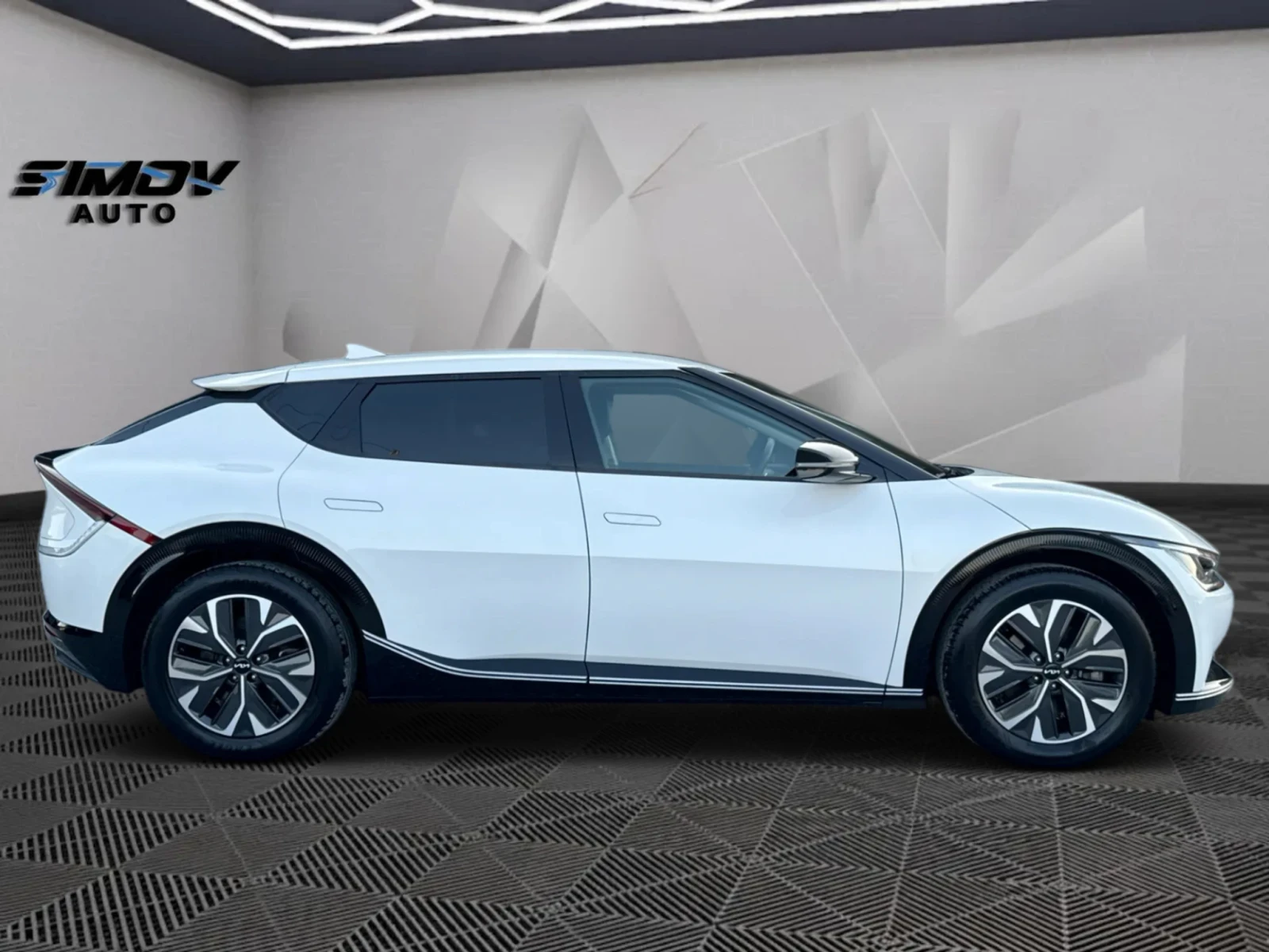 Kia EV6 77.4KWH ТЕРМО-ПОМПА ДИСТРОНИК ОБДУХВАНЕ MERIDIAN, снимка 7 - Автомобили и джипове - 55646485