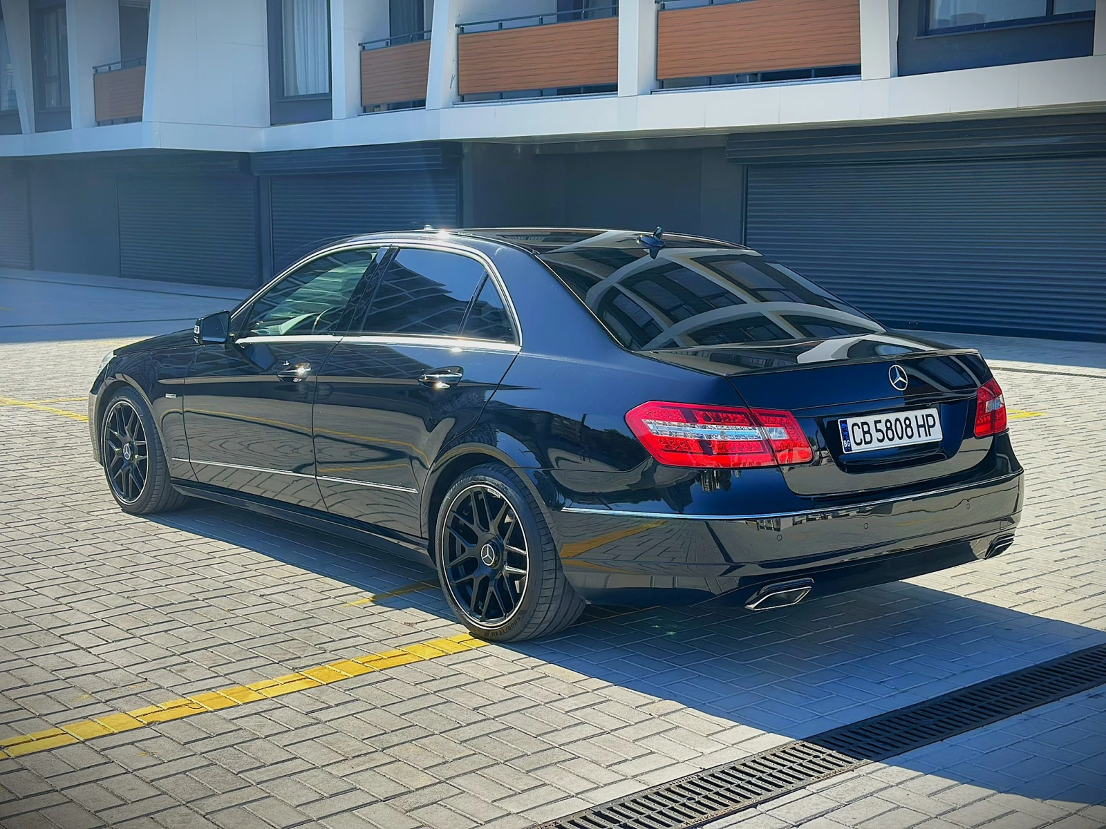 Mercedes-Benz E 350, снимка 6 - Автомобили и джипове - 55849778
