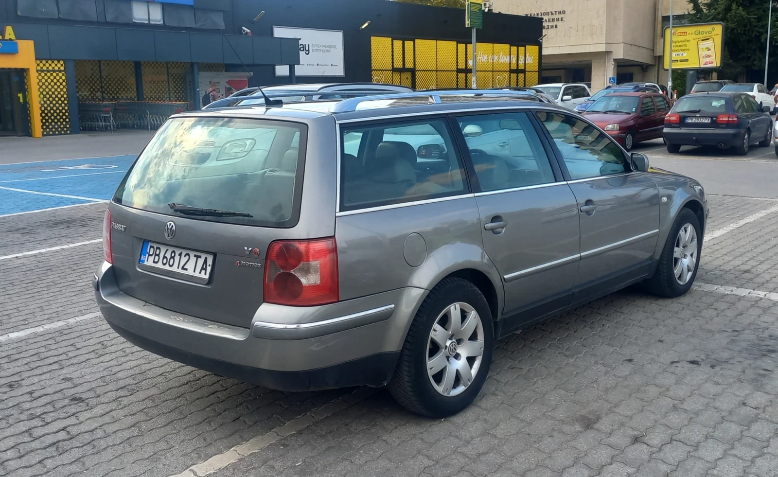 VW Passat 2.8 4x4 gaz.uredba, снимка 6 - Автомобили и джипове - 55929675