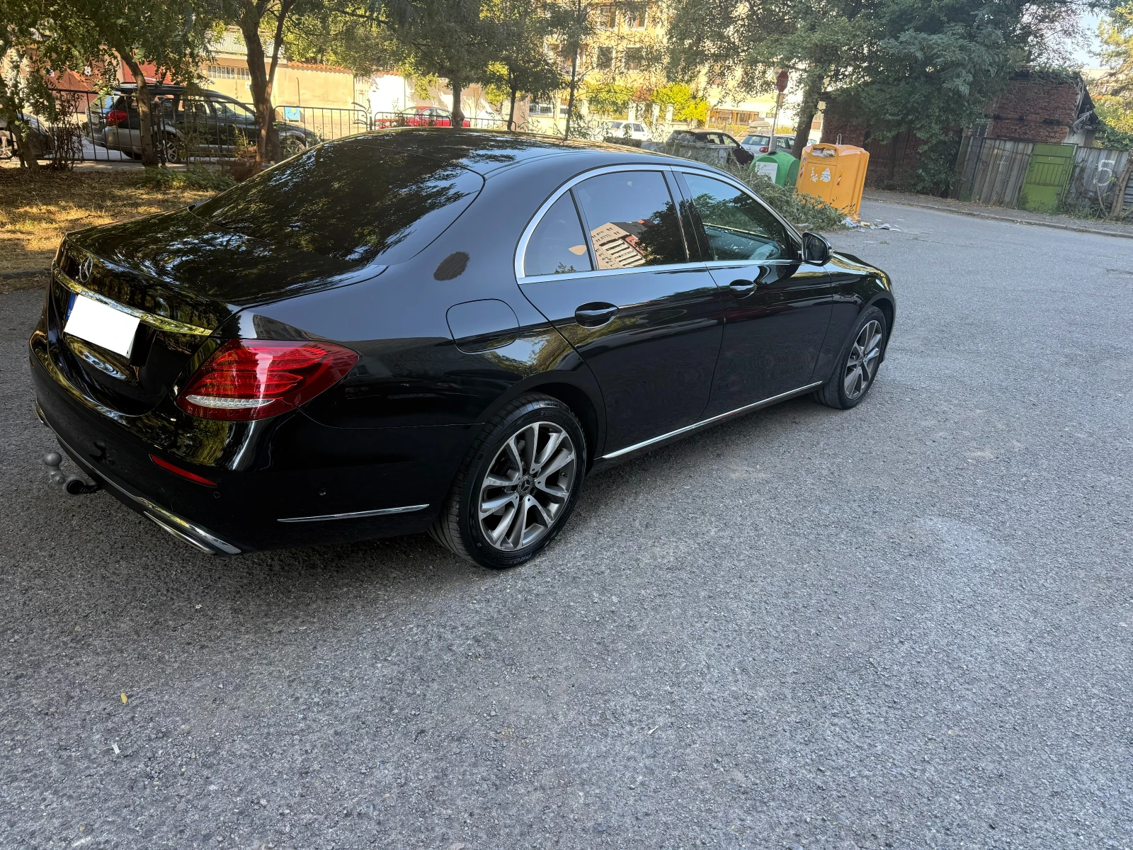 Mercedes-Benz E 200 E200 4MATIC, снимка 6 - Автомобили и джипове - 56686538