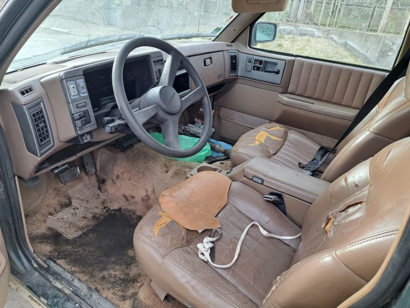 Chevrolet Blazer, снимка 4 - Автомобили и джипове - 47584963