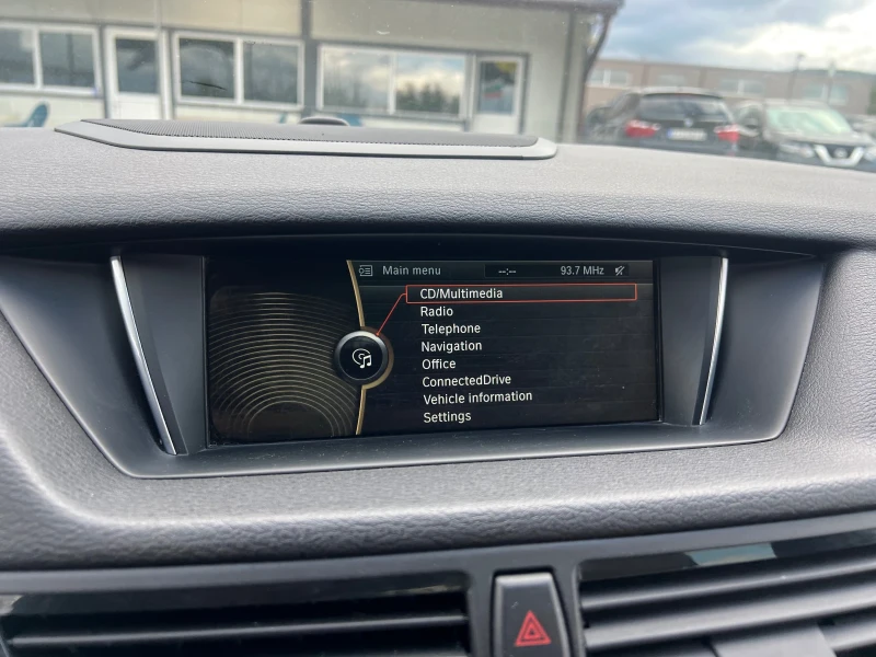 BMW X1 2.0xd 215k.c* Panorama* bi-xebin* M paket* Full, снимка 16 - Автомобили и джипове - 52515970