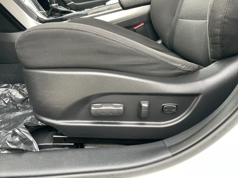 Hyundai I40 1.7 crdi АВТОМАТИК НАВИГАЦИЯ , снимка 9 - Автомобили и джипове - 52873796