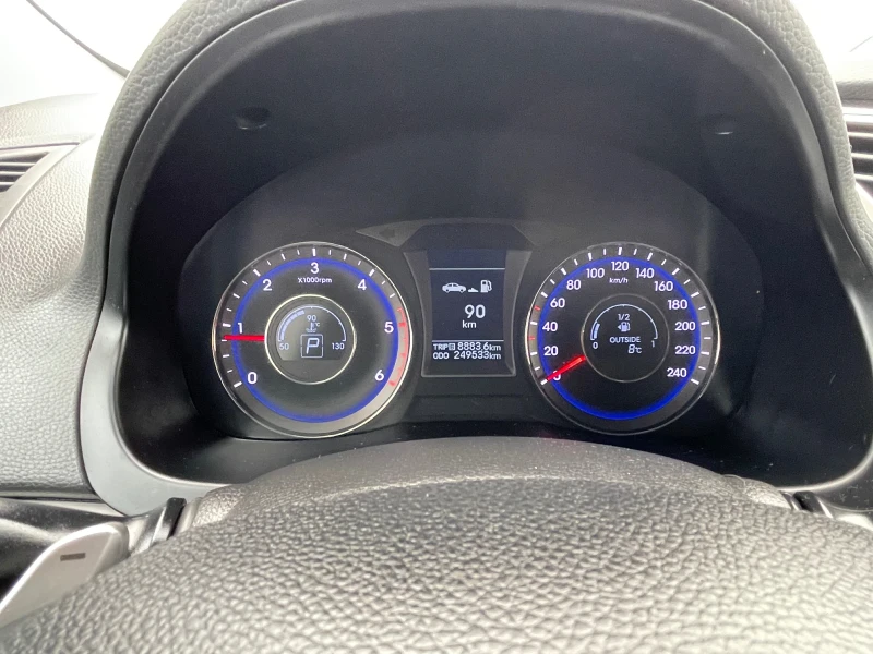 Hyundai I40 1.7 crdi АВТОМАТИК НАВИГАЦИЯ , снимка 17 - Автомобили и джипове - 52873796