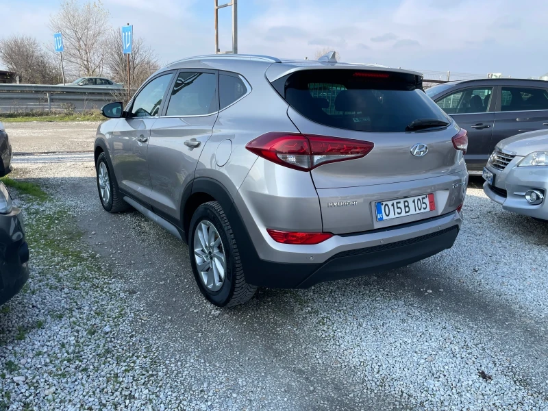 Hyundai Tucson 1.7crdi 2018г . автоматик , снимка 6 - Автомобили и джипове - 52792805
