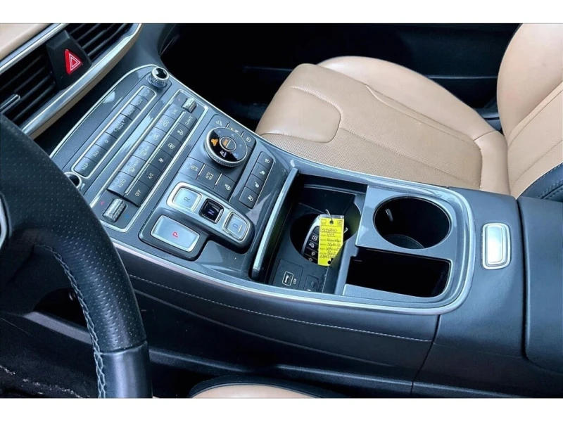 Hyundai Santa fe * ULTIMATE | AWD | LEATHER | AUTOMATIC * CARFAX * , снимка 10 - Автомобили и джипове - 53109339