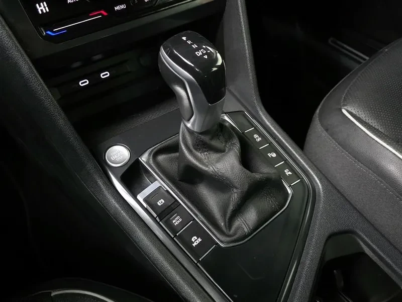 VW Tiguan 2.0 TSI PRESTIGE, снимка 9 - Автомобили и джипове - 54922655