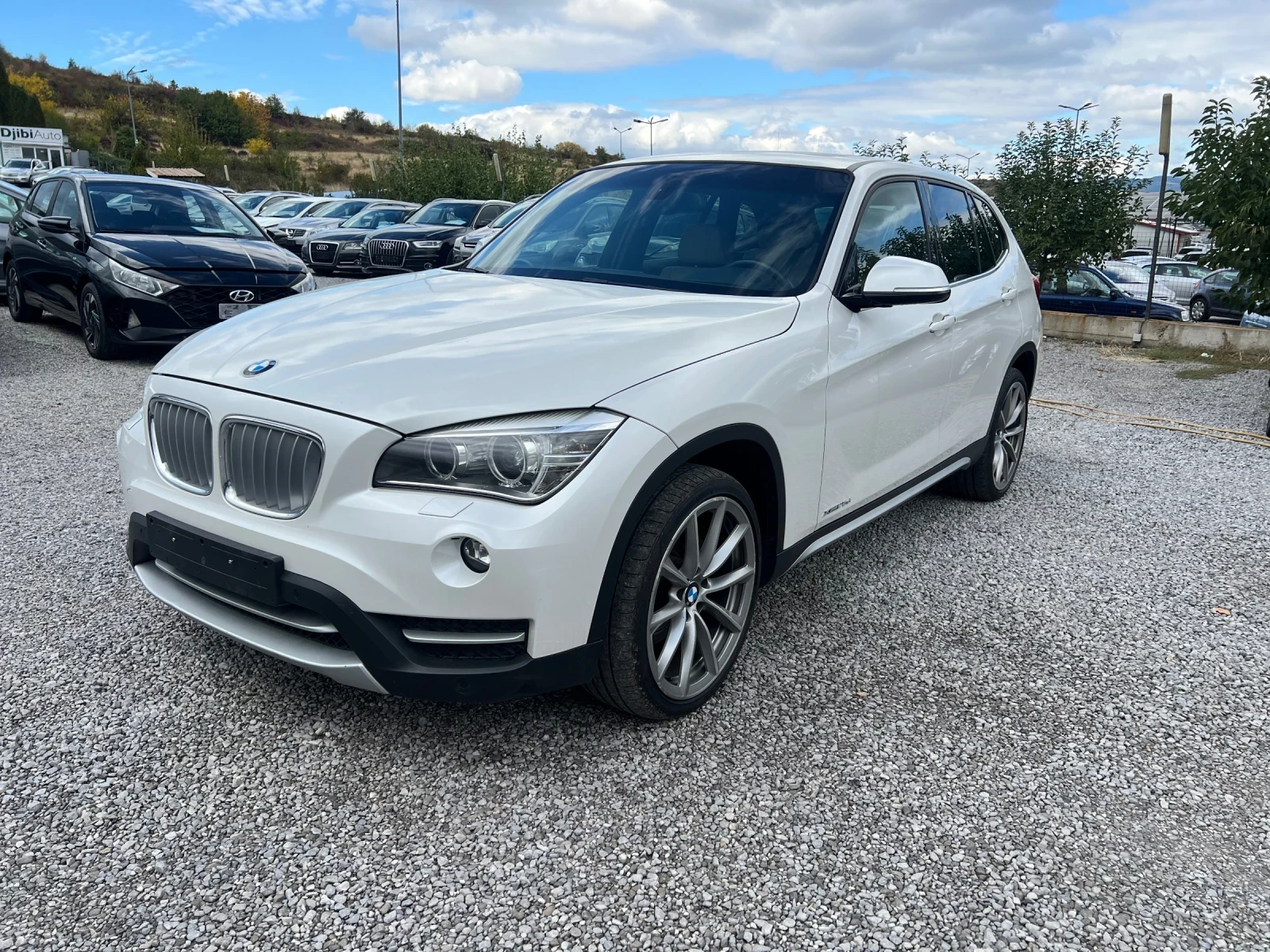 BMW X1 2.0xd 215k.c* Panorama* bi-xebin* M paket* Full | Mobile.bg   3